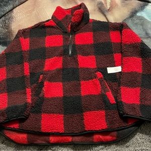 Old Navy buffalo plaid pullover large